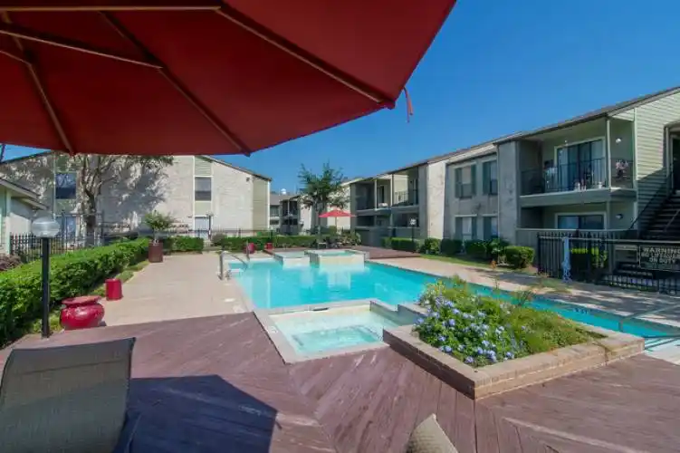 Rental by Apartment Wolf | Farmers Branch Villas Uptown | 12099 Luna Rd | apartmentwolf.com