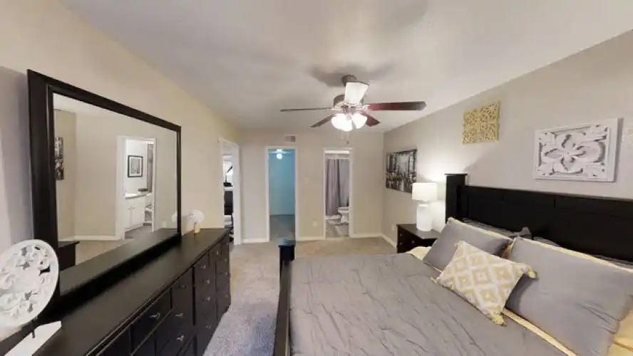 Rental by Apartment Wolf | Farmers Branch Villas Uptown | 12099 Luna Rd | apartmentwolf.com