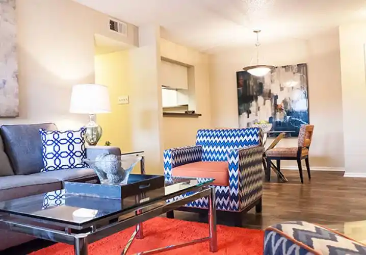 Rental by Apartment Wolf | Eagle Crest Apartments | 4013 W Northgate Dr, Irving, TX 75062 | apartmentwolf.com