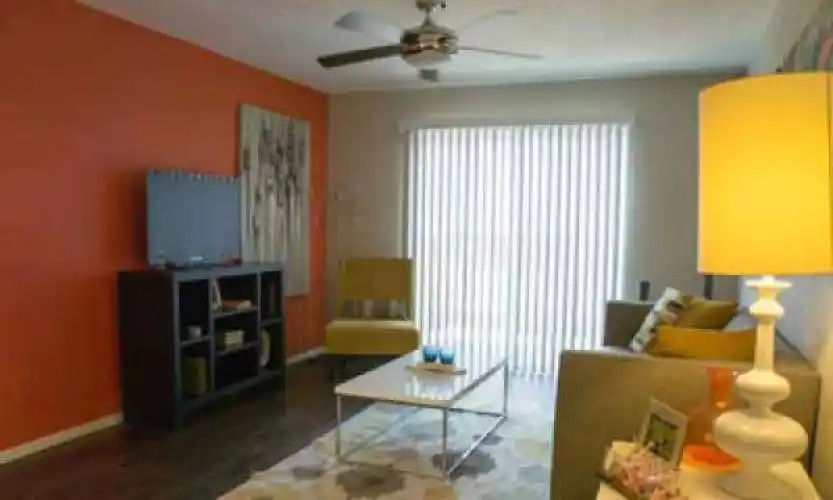 Rental by Apartment Wolf | Loop South Condo Villas | 2425 W Loop S | apartmentwolf.com