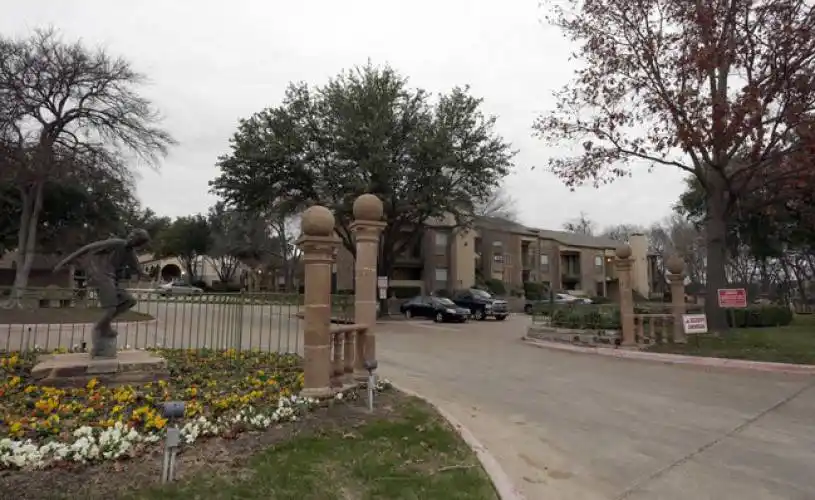 Rental by Apartment Wolf | The Forest at Duck Creek | 4328 Duck Creek Dr, Garland, TX 75043 | apartmentwolf.com