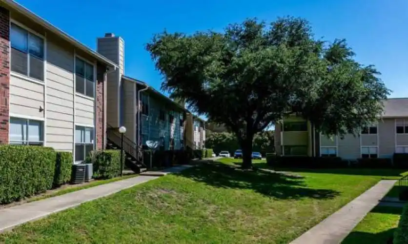 Rental by Apartment Wolf | Saddletree Apartments | 5710 Duck Creek Dr, Garland, TX 75043 | apartmentwolf.com