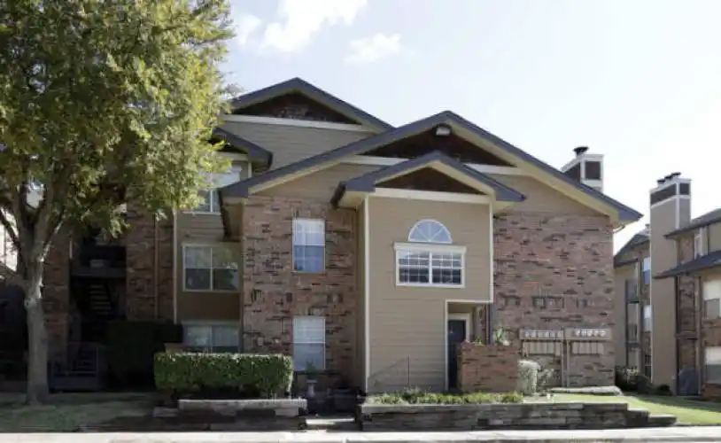 Rental by Apartment Wolf | Fairway Greens | 11011 Woodmeadow Pky, Dallas, TX 75228 | apartmentwolf.com