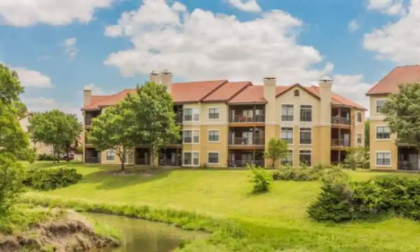 Rental by Apartment Wolf | WatersEdge Denton Apartments | 1939 Colorado Blvd, Denton, TX 76205 | apartmentwolf.com