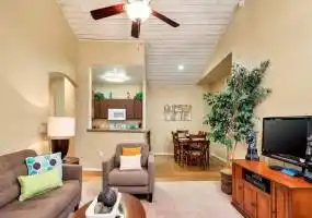 Rental by Apartment Wolf | Villas At Oakwell Farms | 3333 Oakwell Ct, San Antonio, TX 78218 | apartmentwolf.com