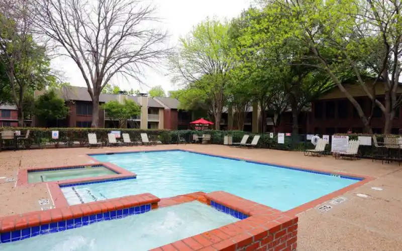 Rental by Apartment Wolf | Courtyards at Campbell | 16500 Lauder Ln, Dallas, TX 75248 | apartmentwolf.com