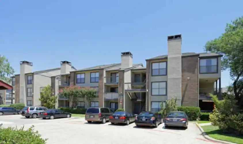 Rental by Apartment Wolf | The Glen At Highpoint | 9050 Markville Dr, Dallas, TX 75243 | apartmentwolf.com