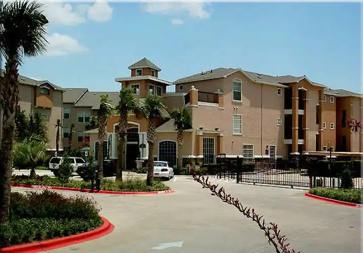 Rental by Apartment Wolf | Palencia Apartment Homes | 17817 Coit Rd, Dallas, TX 75252 | apartmentwolf.com