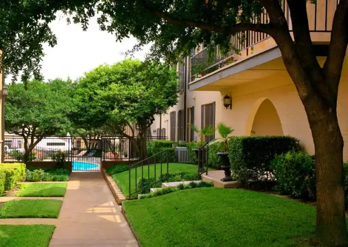 Rental by Apartment Wolf | The Fountains Apartments | 10004 Regal Park Ln, Dallas, TX 75230 | apartmentwolf.com