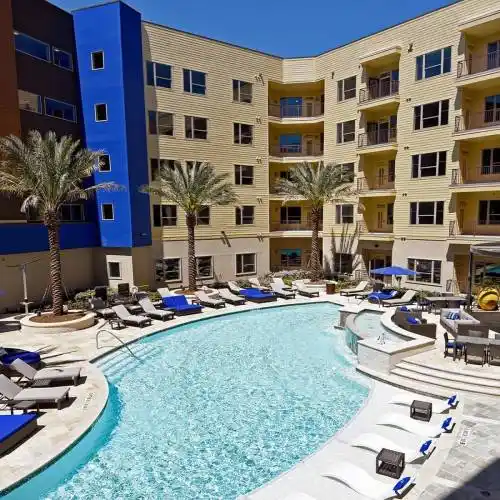 Rental by Apartment Wolf | Elan Memorial Park Luxury Apartments | 920 Westcott St, Houston, TX 77007 | apartmentwolf.com