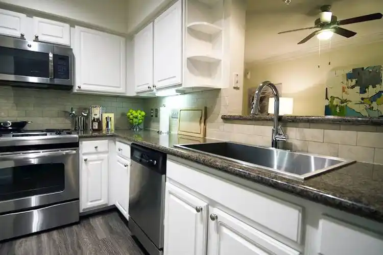 Rental by Apartment Wolf | Post Oak at Woodway | 99 N Post Oak Ln, Houston, TX 77024 | apartmentwolf.com