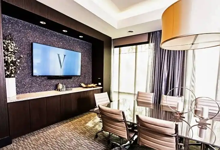 Rental by Apartment Wolf | Viridian Design District | 7100 Old Katy Rd, Houston, TX 77024 | apartmentwolf.com