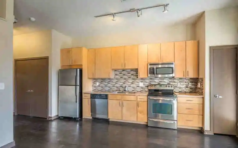 Rental by Apartment Wolf | The Henderson | 5215 Belmont Ave, Dallas, TX 75206 | apartmentwolf.com