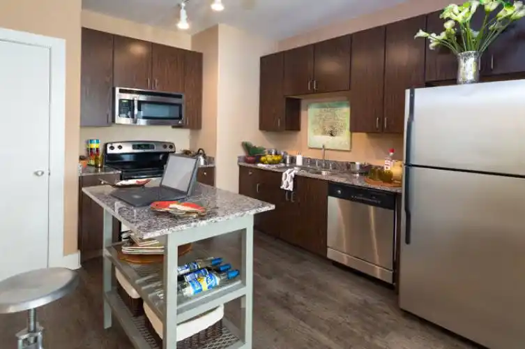 Rental by Apartment Wolf | Lofts at West 7th | 929 Norwood St, Fort Worth, TX 76107 | apartmentwolf.com