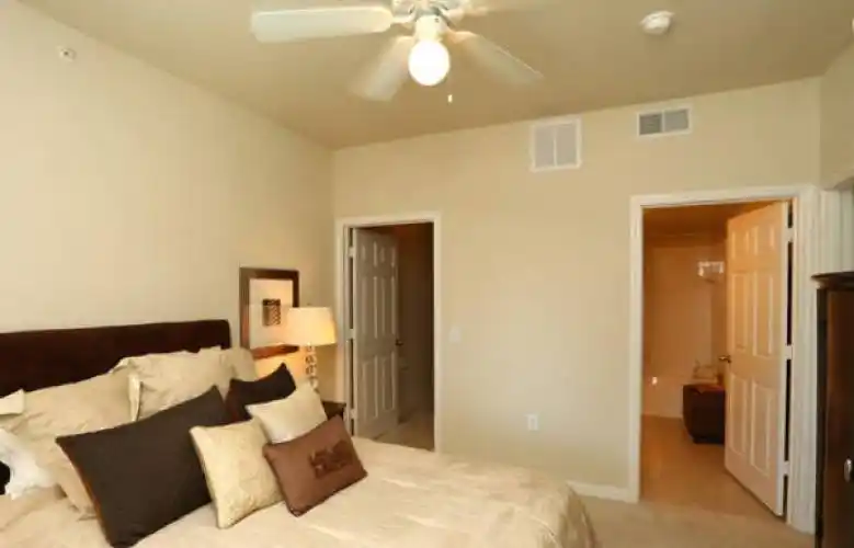 Rental by Apartment Wolf | Sixty25 at Ridglea Hills | 6025 Milburn St, Fort Worth, TX 76116 | apartmentwolf.com