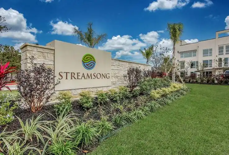 Rental by Apartment Wolf | SilverStream | 21077 Kingsland Blvd, Katy, TX 77450 | apartmentwolf.com