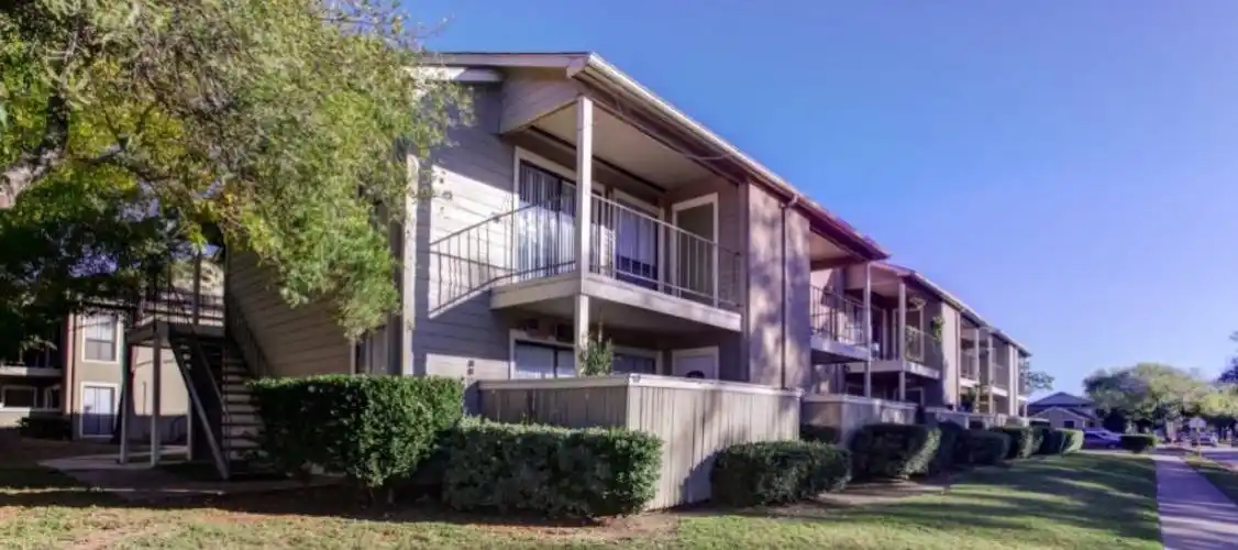 Rental by Apartment Wolf | Rosemont Clear Creek | 2702 W Bay Area Blvd, Webster, TX 77598 | apartmentwolf.com