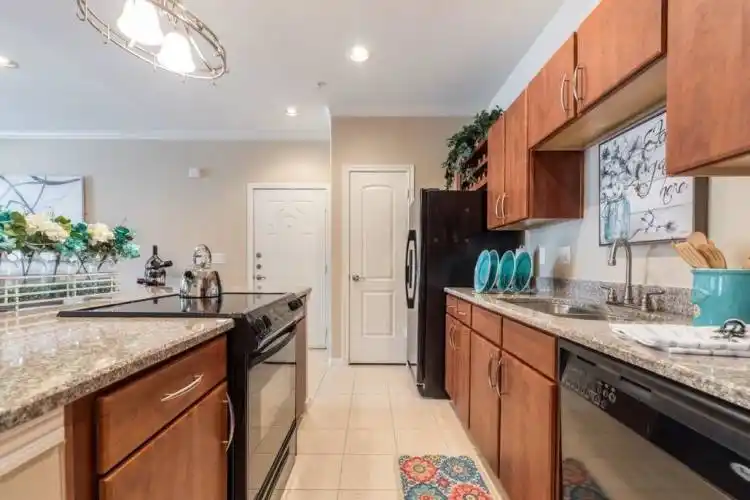 Rental by Apartment Wolf | Vintage Park | 15727 Cutten Rd, Houston, TX 77070 | apartmentwolf.com