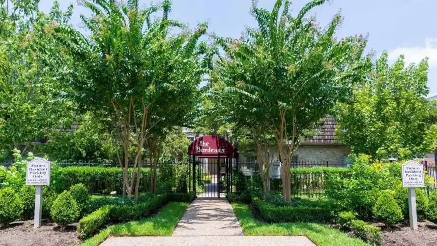 Rental by Apartment Wolf | Bordeaux Apartments | 523 Airline Rd, Corpus Christi, TX 78412 | apartmentwolf.com