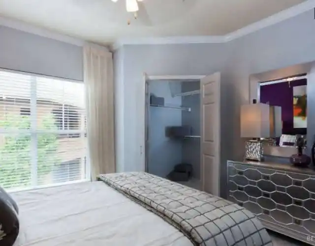 Rental by Apartment Wolf | Slate At Cole | 4650 Cole Ave, Dallas, TX 75205 | apartmentwolf.com