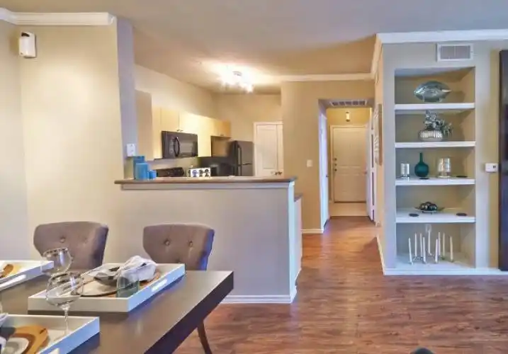 Rental by Apartment Wolf | Verandas at City View | 7301 Oakmont Blvd, Fort Worth, TX 76132 | apartmentwolf.com