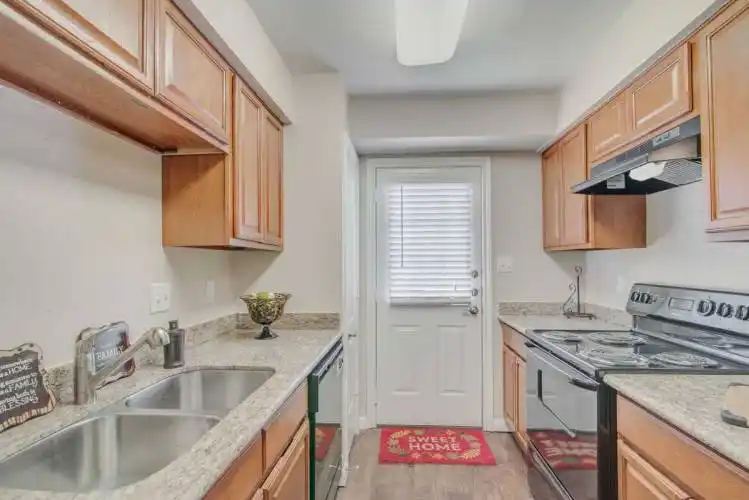 Rental by Apartment Wolf | Estates at Spring Branch | 9001 Kempwood Dr, Houston, TX 77080 | apartmentwolf.com