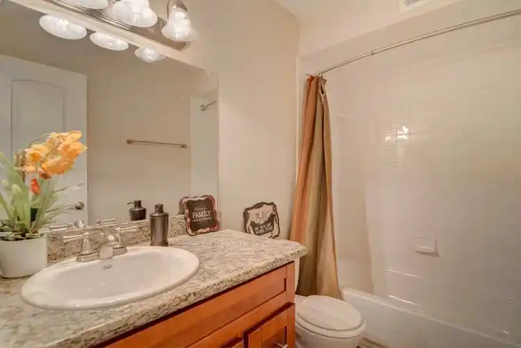 Rental by Apartment Wolf | Estates at Spring Branch | 9001 Kempwood Dr, Houston, TX 77080 | apartmentwolf.com