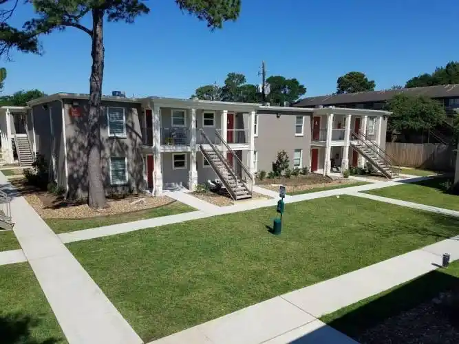 Rental by Apartment Wolf | Timbergrove Heights | 1600 W T C Jester Blvd, Houston, TX 77008 | apartmentwolf.com