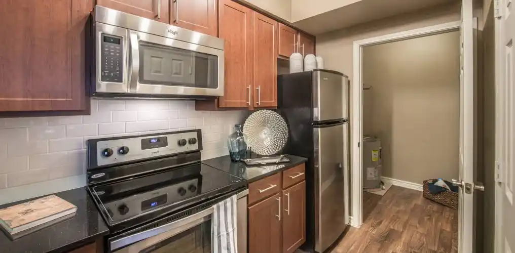 Rental by Apartment Wolf | Cortland North Plano | 9601 Custer Rd, Plano, TX 75025 | apartmentwolf.com