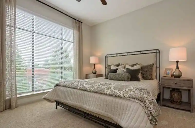 Rental by Apartment Wolf | The Hendry Apartment Homes | 1759 W Campbell Rd, Garland, TX 75044 | apartmentwolf.com