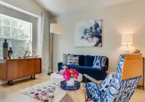 Rental by Apartment Wolf | Canterbury Courts | 2600 E Renner Rd, Richardson, TX 75082 | apartmentwolf.com