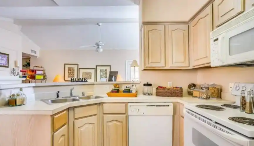 Rental by Apartment Wolf | Sorrento | 5800 Sandshell Dr, Fort Worth, TX 76137 | apartmentwolf.com