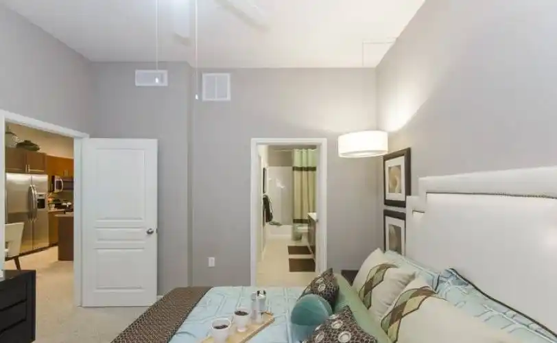 Rental by Apartment Wolf | Cortland Addison Circle | 15777 Quorum Dr, Addison, TX 75001 | apartmentwolf.com