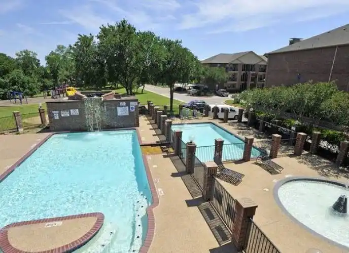 Rental by Apartment Wolf | Carrollton Park Of North Dallas | 18211 Kelly Blvd, Dallas, TX 75287 | apartmentwolf.com