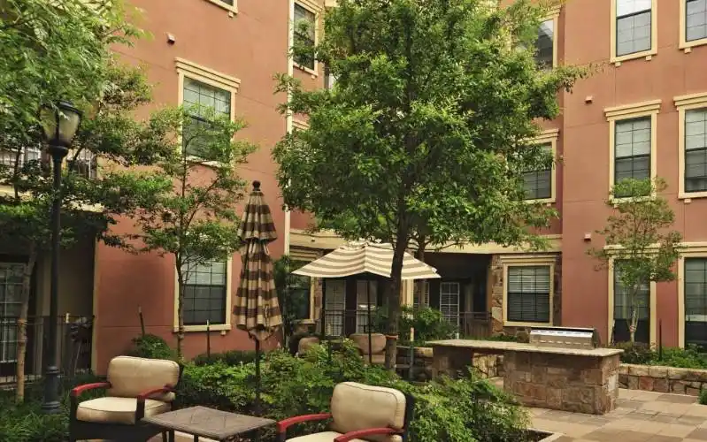 Rental by Apartment Wolf | Portofino at Las Colinas | 11601 W Lago Vis W, Farmers Branch, TX 75234 | apartmentwolf.com