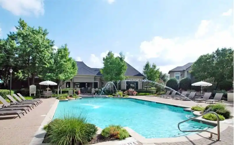 Rental by Apartment Wolf | Prestonwood Hills | 6601 W Plano Pky, Plano, TX 75093 | apartmentwolf.com