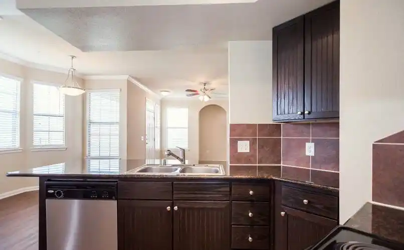 Rental by Apartment Wolf | Mansions at Sunset Ridge | 1440 Carrollton Pky, Carrollton, TX 75010 | apartmentwolf.com