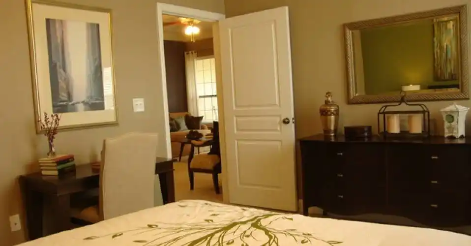 Rental by Apartment Wolf | State Thomas Ravello | 2610 Allen St, Dallas, TX 75204 | apartmentwolf.com