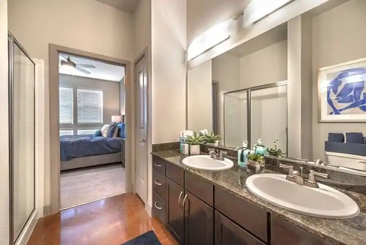 Rental by Apartment Wolf | The Arts | 2611 Ross Ave, Dallas, TX 75201 | apartmentwolf.com