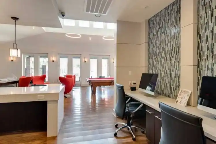 Rental by Apartment Wolf | Oaks of Timbergrove | 1700 Seaspray Ct, Houston, TX 77008 | apartmentwolf.com