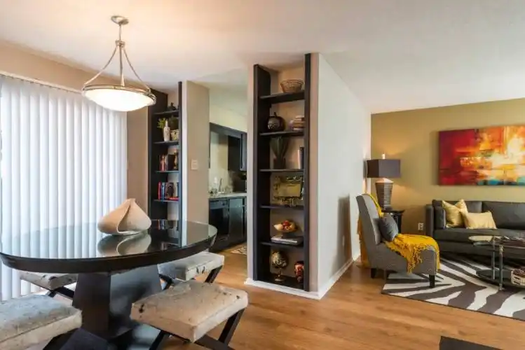 Rental by Apartment Wolf | Oaks of Timbergrove | 1700 Seaspray Ct, Houston, TX 77008 | apartmentwolf.com