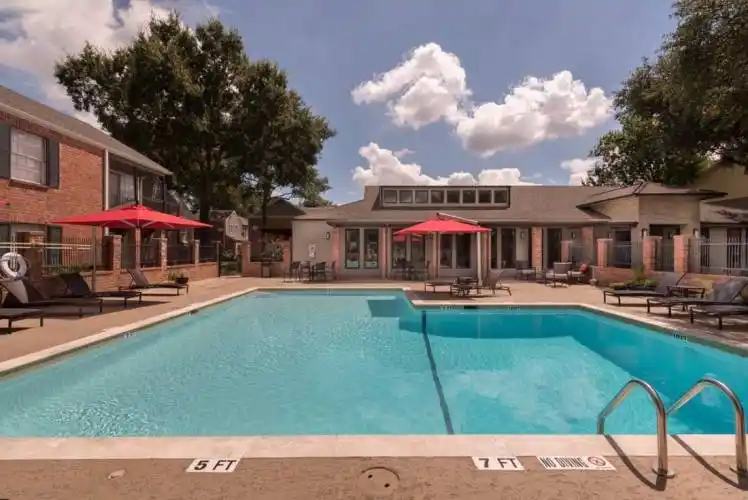 Rental by Apartment Wolf | Oaks of Timbergrove | 1700 Seaspray Ct, Houston, TX 77008 | apartmentwolf.com