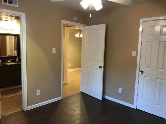 Rental by Apartment Wolf | Forest Oaks Apartments | 3600 W T C Jester Blvd, Houston, TX 77018 | apartmentwolf.com