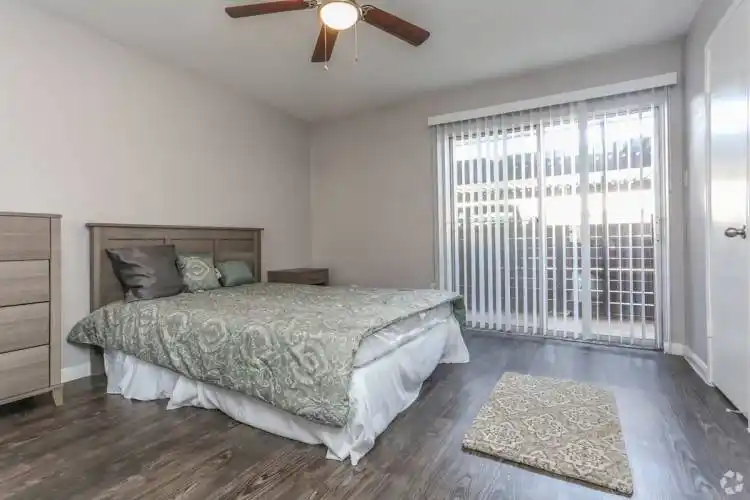 Rental by Apartment Wolf | Tara Oaks | 3800 Sherwood Ln, Houston, TX 77092 | apartmentwolf.com