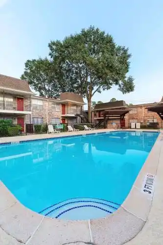 Rental by Apartment Wolf | Tara Oaks | 3800 Sherwood Ln, Houston, TX 77092 | apartmentwolf.com