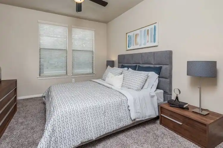 Rental by Apartment Wolf | Heights West 11th | 2205 W 11th St, Houston, TX 77008 | apartmentwolf.com