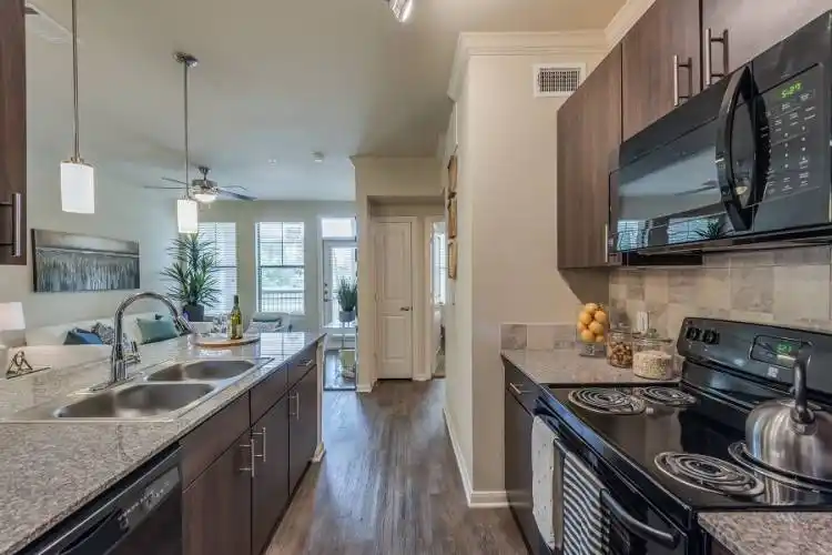 Rental by Apartment Wolf | Heights West 11th | 2205 W 11th St, Houston, TX 77008 | apartmentwolf.com