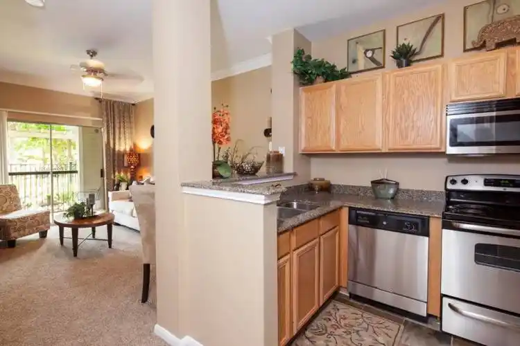 Rental by Apartment Wolf | The Maroneal | 2222 Maroneal St, Houston, TX 77030 | apartmentwolf.com