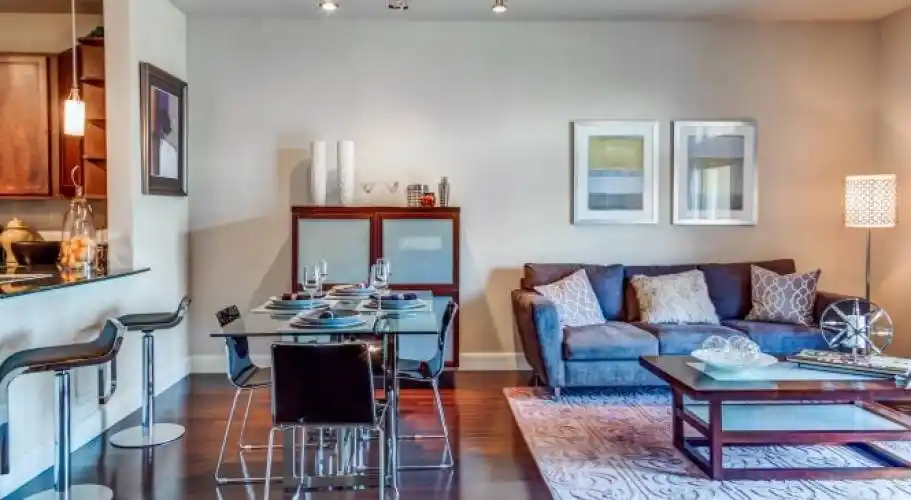 Rental by Apartment Wolf | Upper Kirby | 2300 Richmond Ave, Houston, TX 77098 | apartmentwolf.com