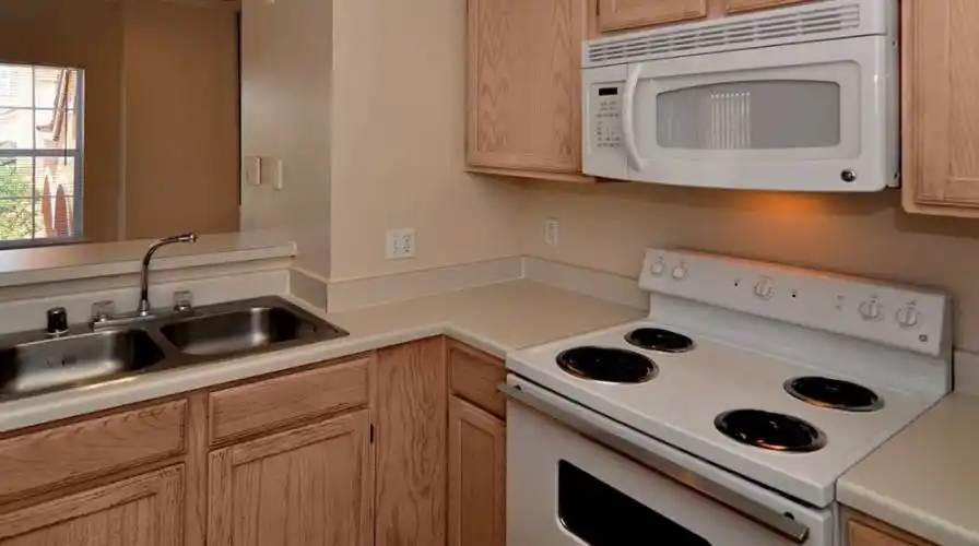 Rental by Apartment Wolf | La Costa Villas | 12500 Merit Dr, Dallas, TX 75251 | apartmentwolf.com